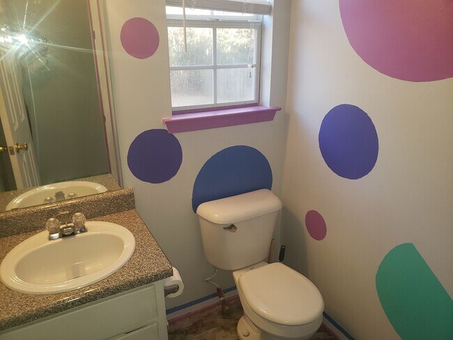 Building Photo - THE GOOD LIFE IN FAIRBURN