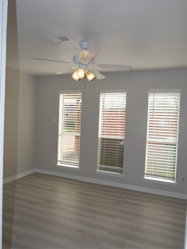 Building Photo - 7410 Canasta Ln