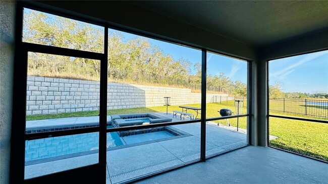 Building Photo - 2525 Camden Park Cir