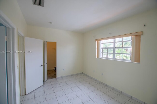 Building Photo - 6400 SW 138th Ct