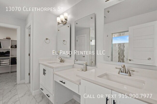 Building Photo - 13070 Cleethorpes St