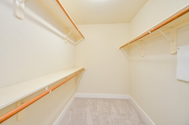 Building Photo - 3935 Federal Ln