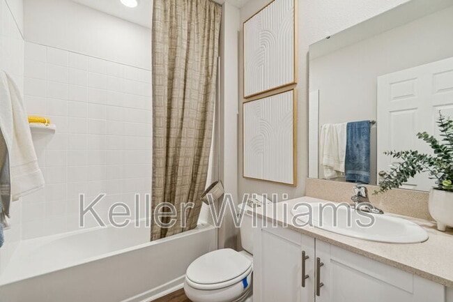 Building Photo - 601 Ambleside Dr