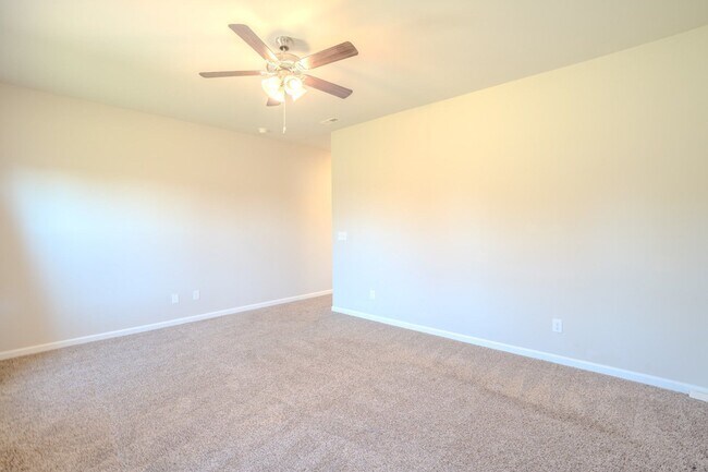 Building Photo - 14145 Lannister Ln