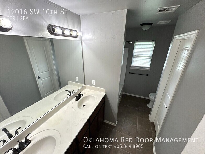 Building Photo - 12016 SW 10th St