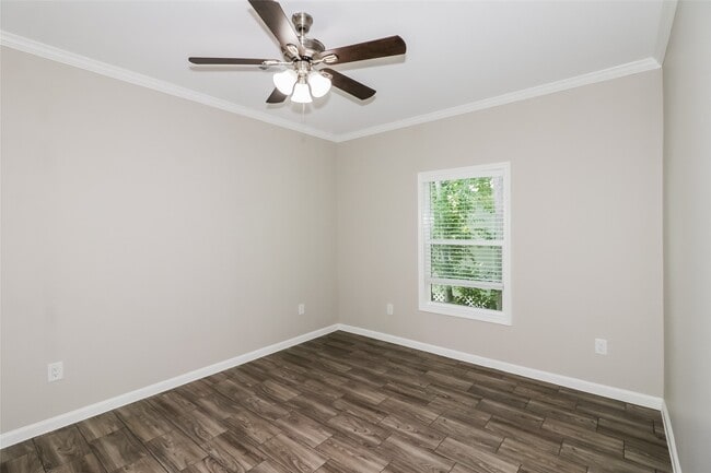 Building Photo - 774 Dillard St