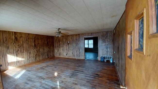 Building Photo - 806 Jackson St