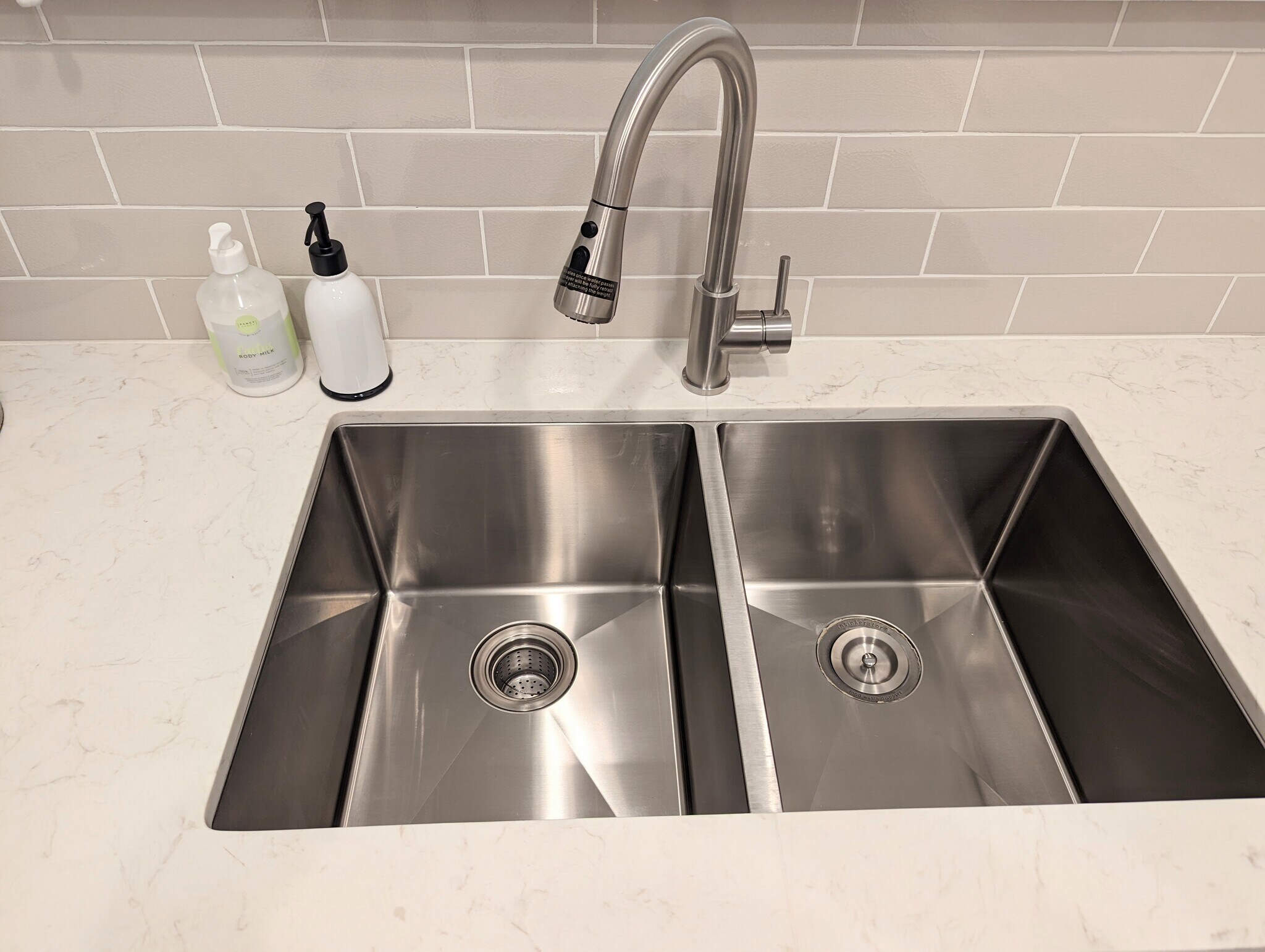 Kitchen - 269 SE 32nd Ave