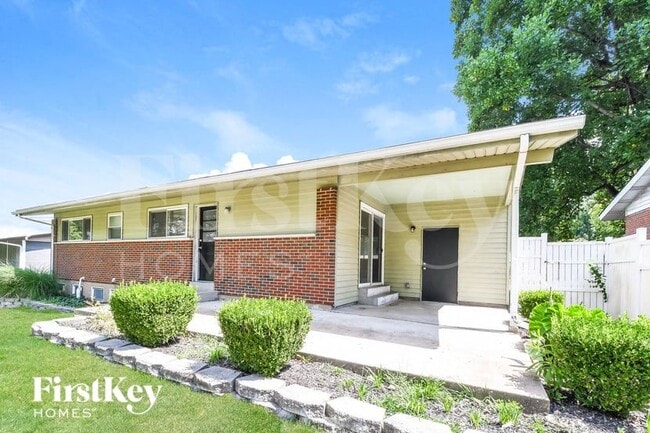 Building Photo - 1335 Pepperhill Dr