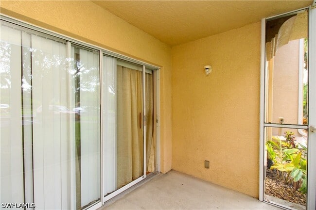 Building Photo - 8215 Ibis Club Dr