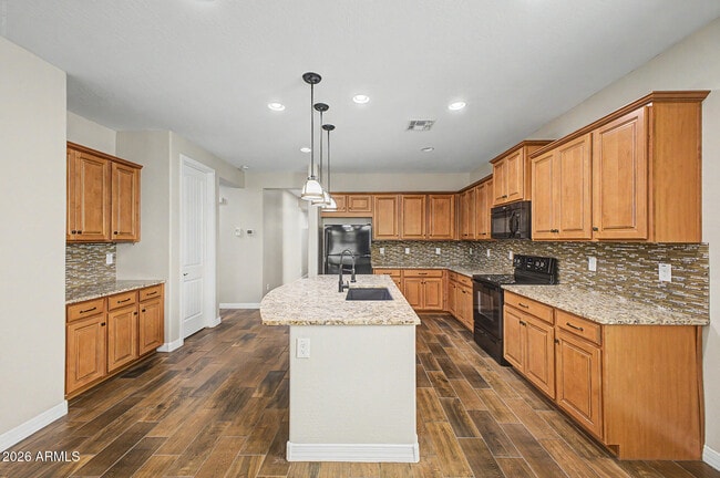 Building Photo - 4286 E Mesquite St