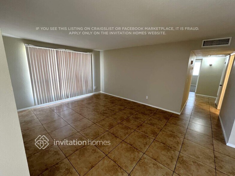 Building Photo - 4619 W Saguaro Dr