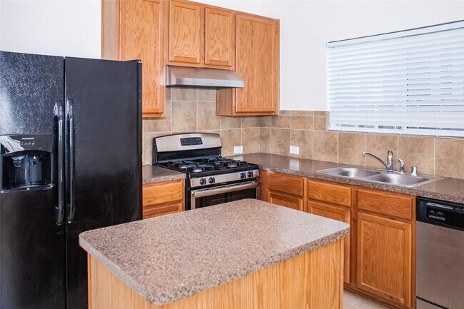 Building Photo - 7015 Rancho Mission Dr