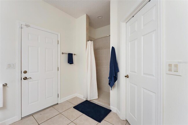 Building Photo - 352 Swansea Ct