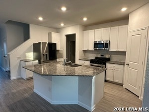 Building Photo - 13942 Reservoir Dr