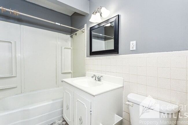 Building Photo - Cute Northside 3 Bedroom!