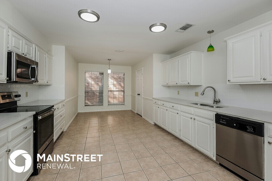 Building Photo - 2157 S Winding Creek Dr