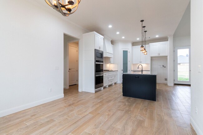 Building Photo - Available with our Lease with Purchase Option Program!