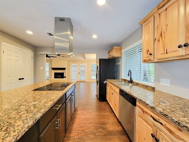 Building Photo - 3735 Hickory Knob Dr