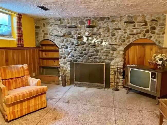 Building Photo - 309 Dorchester Rd