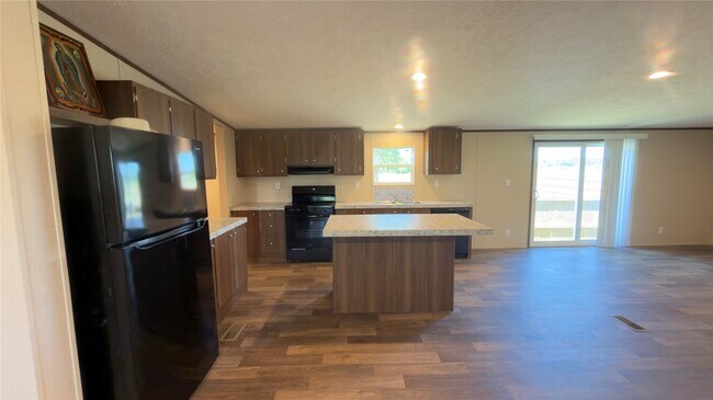 Building Photo - 7173 Rd 5878