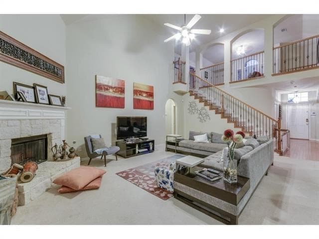 Building Photo - 1402 Vineyard Dr