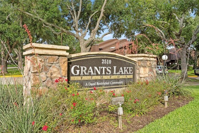 Building Photo - 2810 Grants Lake Blvd