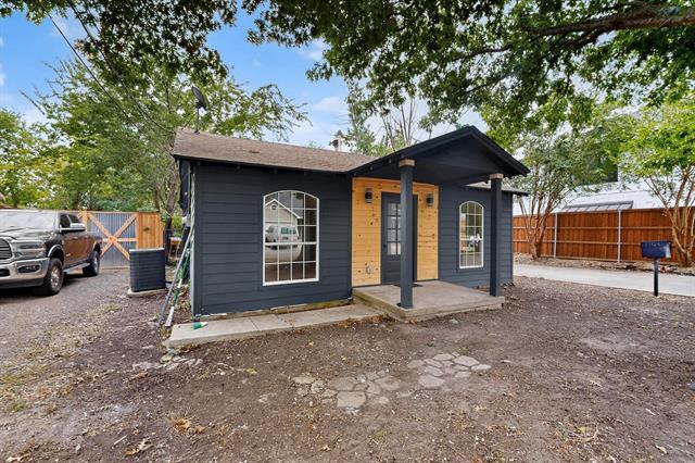 Building Photo - 1404 N Bradley St