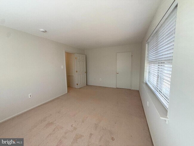 Building Photo - 434 N Armistead St