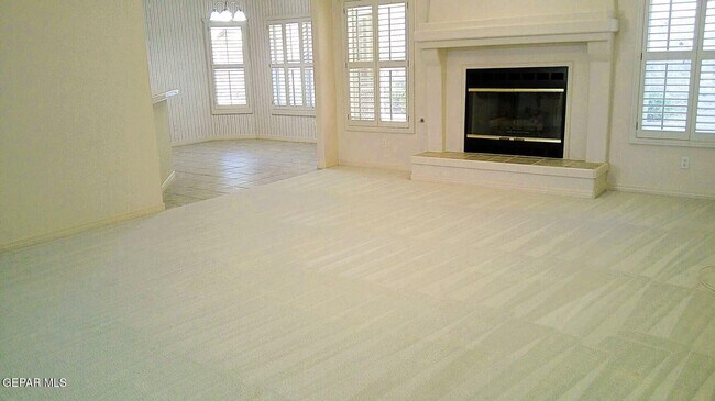 Building Photo - 6901 Mineral Ridge Dr