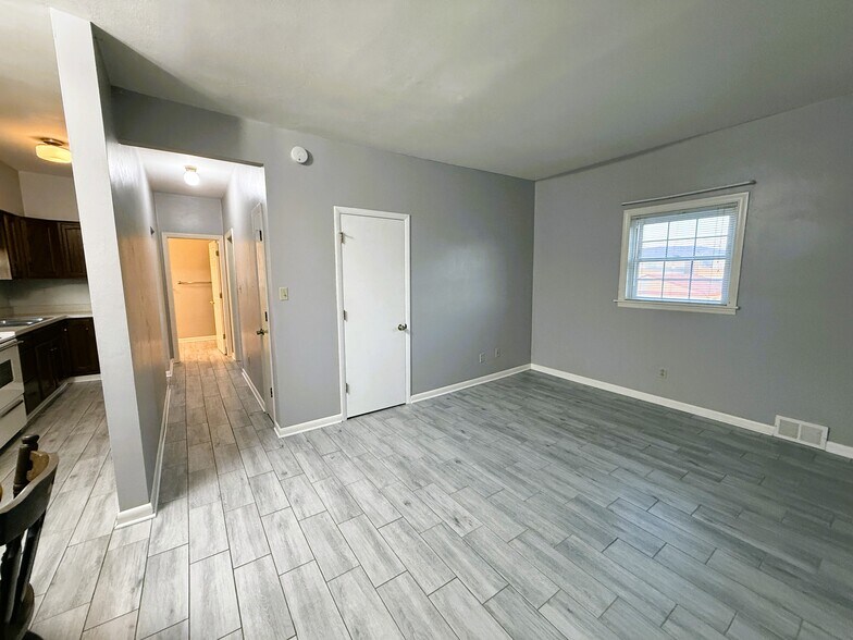 Layout from Livingroom - 2422 Ligonier St