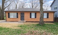 Building Photo - 3 Bedroom, 1 Bath House East Nashville!