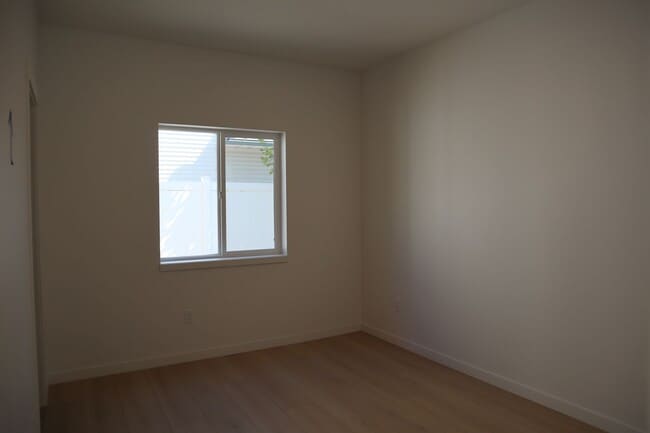 Building Photo - Home Downtown CDA!