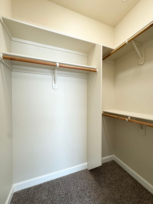 Building Photo - 1437 Wyla Walk