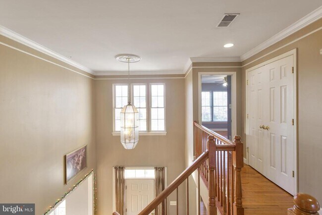 Building Photo - 15309 Lions Den Rd