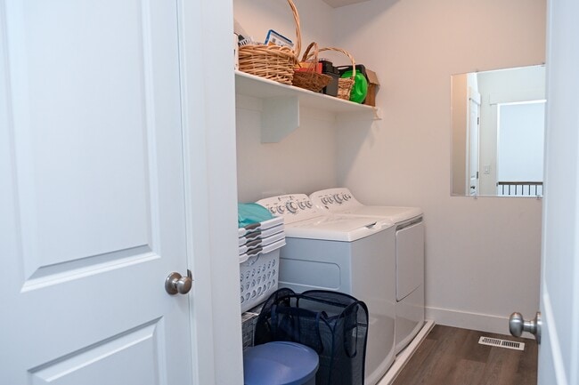 Building Photo - 451 S 1440 E