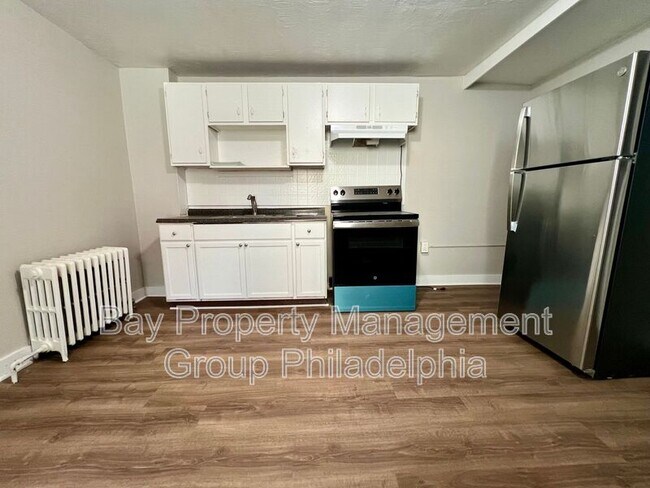 Building Photo - 613 Walnut St