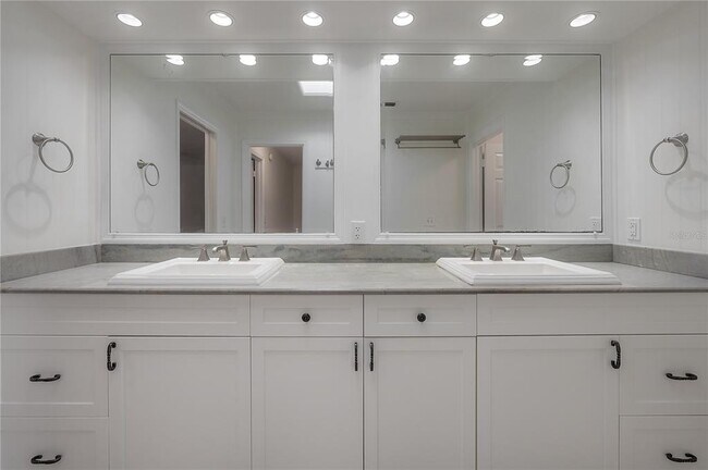 Building Photo - 5026 Cypress Trace Dr