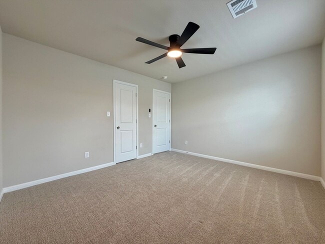Building Photo - 207 Cherry Blossom Ln