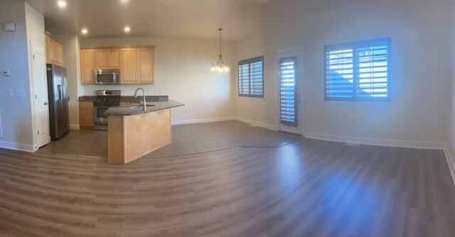 Building Photo - 645 Wyngate Pointe Ln