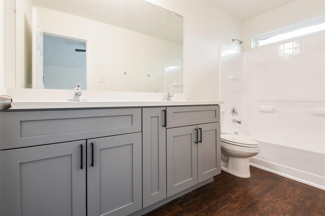 Building Photo - 6226 El Granate Dr