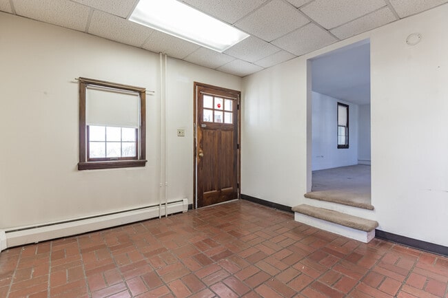 Building Photo - 51 Albemarle Rd