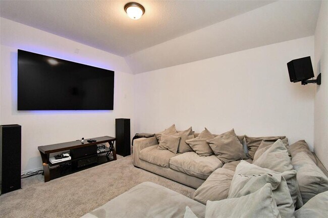 Building Photo - 8922 Stanley Oak Dr