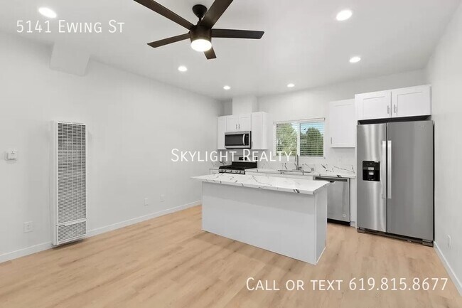 Building Photo - 5141 Ewing St