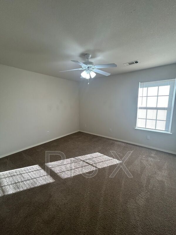 Building Photo - 3005 SW Amberwood Ave