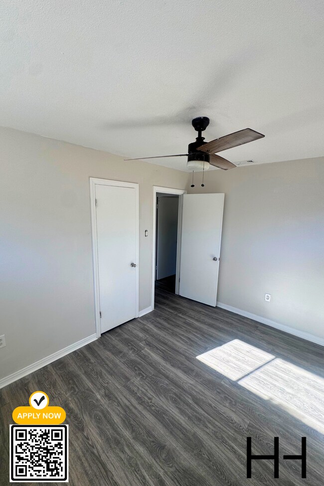 Building Photo - 132 Frances St