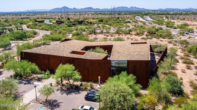 Building Photo - 16420 N Thompson Peak Pkwy
