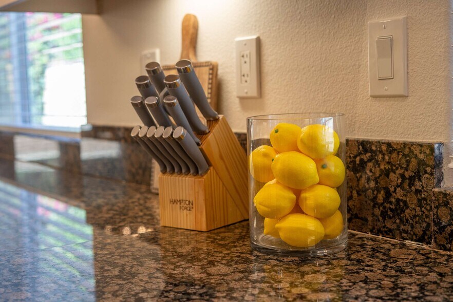 Building Photo - 52345 Shining Star Ln