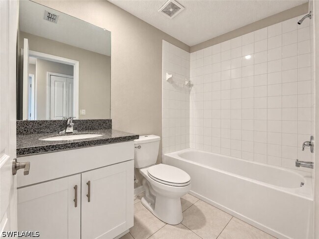 Building Photo - 21881 Lyonia Ln