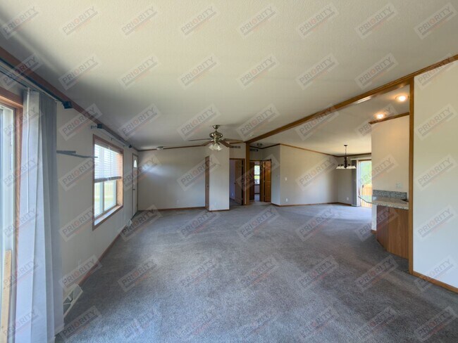 Building Photo - Country home near Keyhole and Devil's Tower